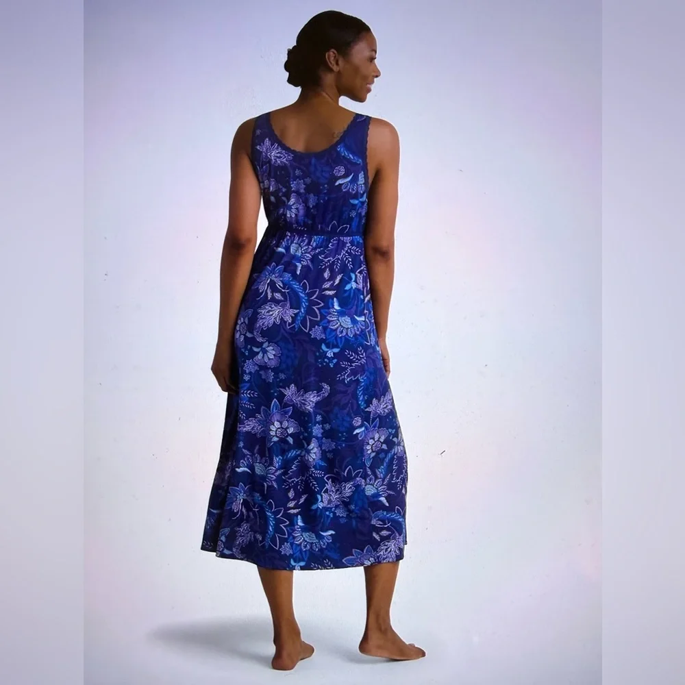 NWT Miss Elaine Sleeveless Printed Long Nightie - Picture 2 of 8